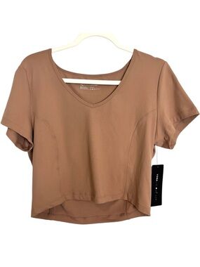 NWT Yogalicious Lux V-neck Neutral Crop Top Women’s XL Athletic Gym Active